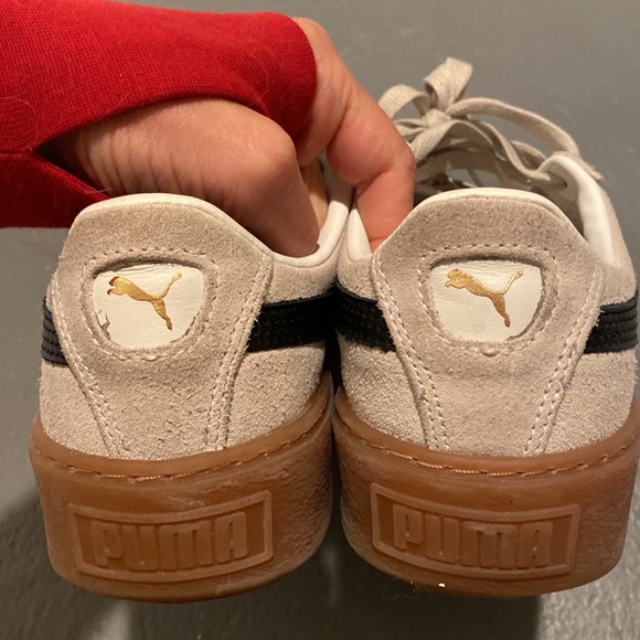 Puma suede platform core sneaker whisper white and black 8.5 - Picture 3 of 7